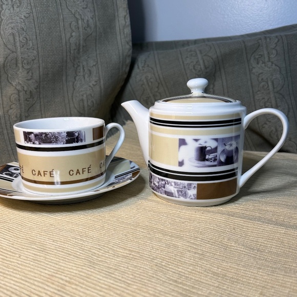 Teapot and Cup with Saucer Set - Picture 3 of 7